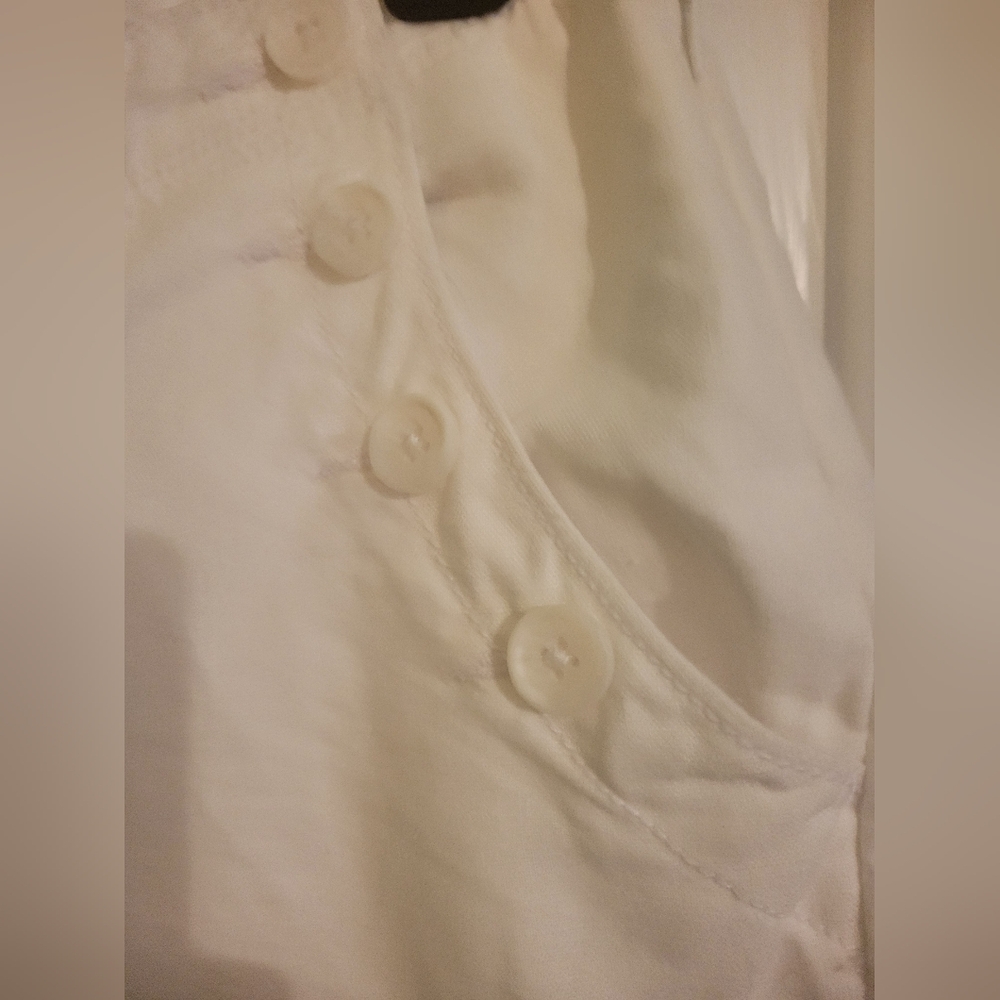 Express Wide Legged white Capri